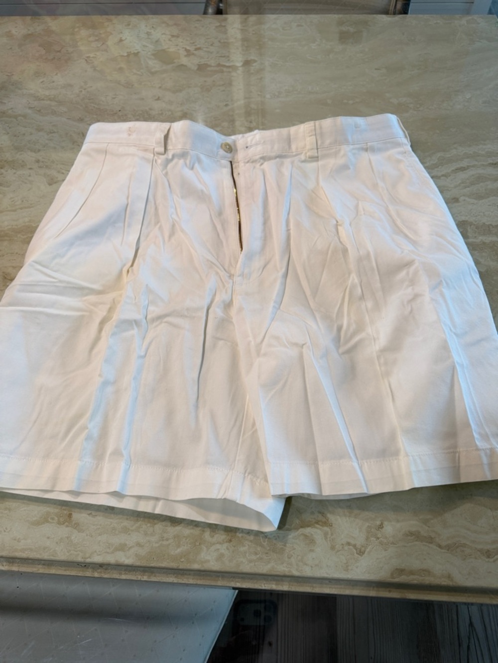 Men's Athletic Shorts - White